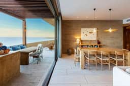 Cabo Escape w/ Infinity Pool & Hot Tub