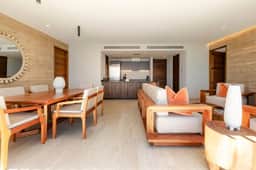 Ocean View Condo • Infinity Pool • Hot Tub • WiFi