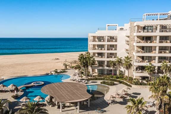 Beachfront Condo • Hot Tub • WiFi • AC